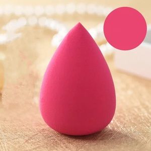 Beauty blender makeup cushion teardrop shape pink